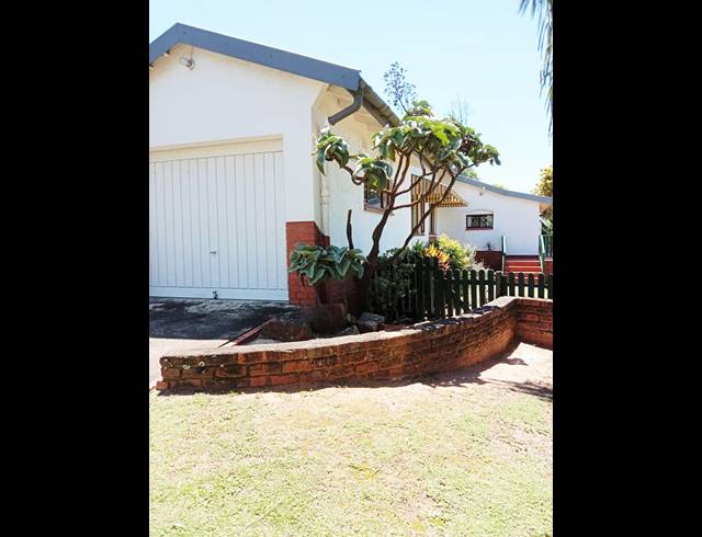3 BEDROOM HOUSE FOR SALE IN YELLOWWOOD PARK